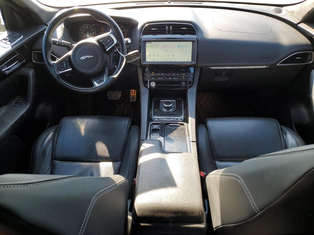2019 Jaguar F-Pace - Image 8
