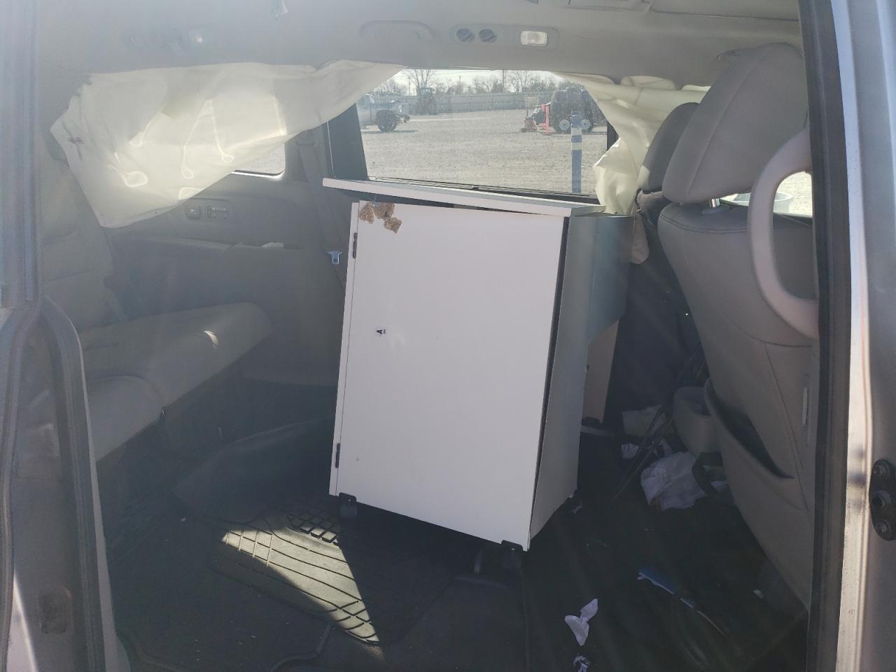 2012 Honda Odyssey - Image 12