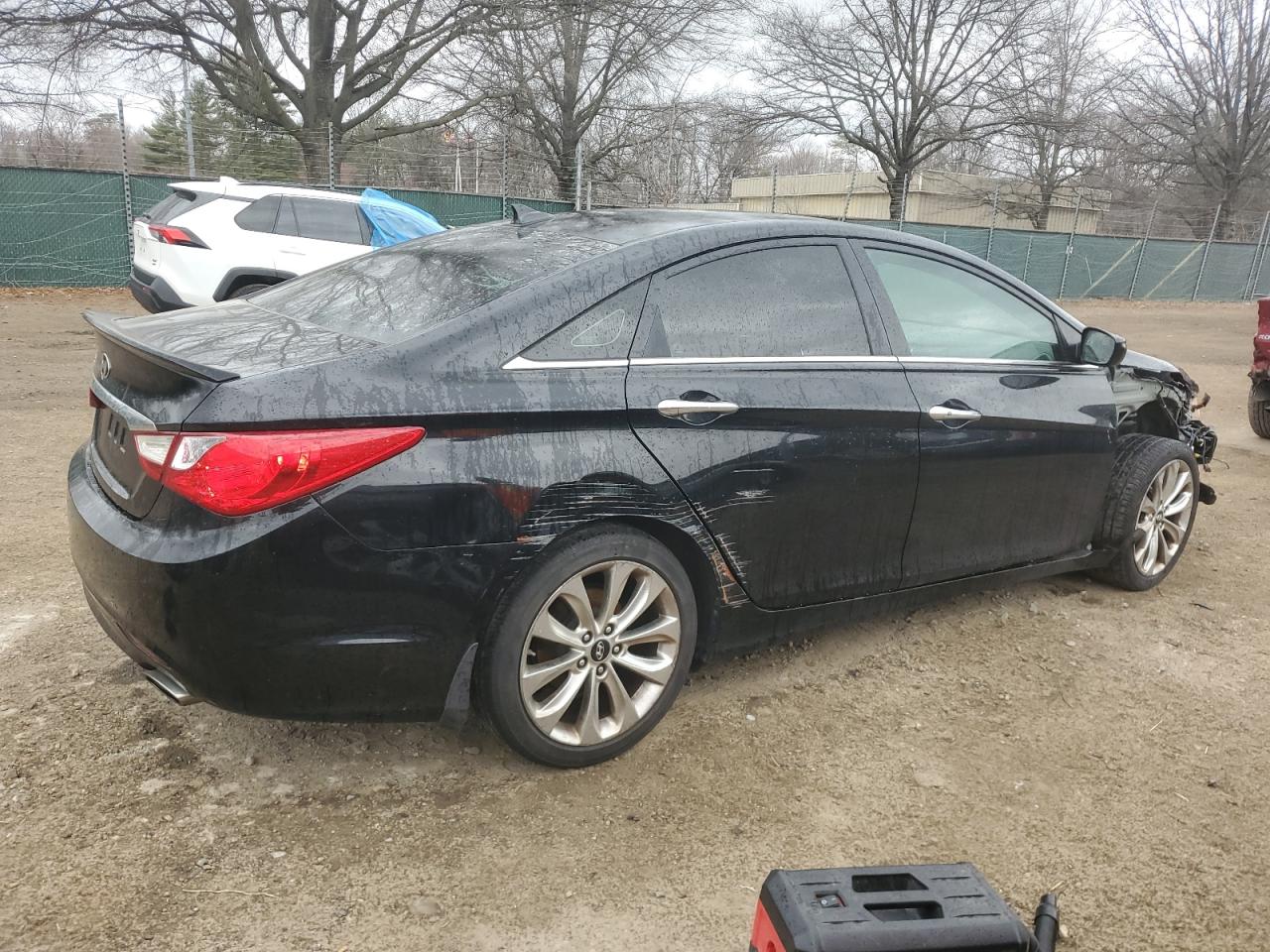 2013 Hyundai Sonata - Image 3
