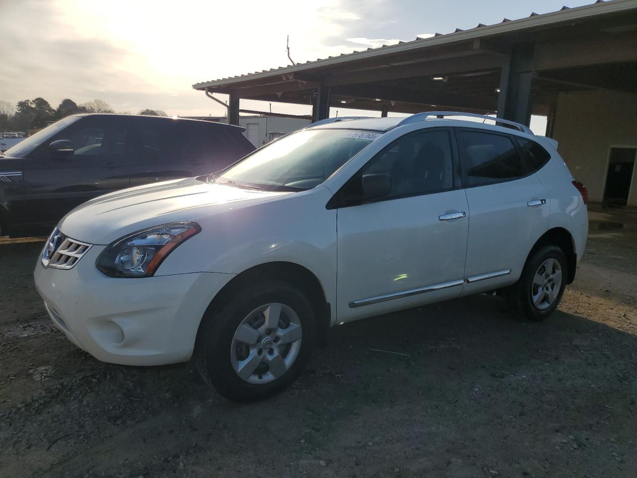 2015 Nissan Rogue - Image 1