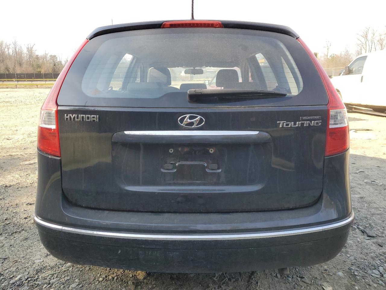 2009 Hyundai Elantra - Image 6