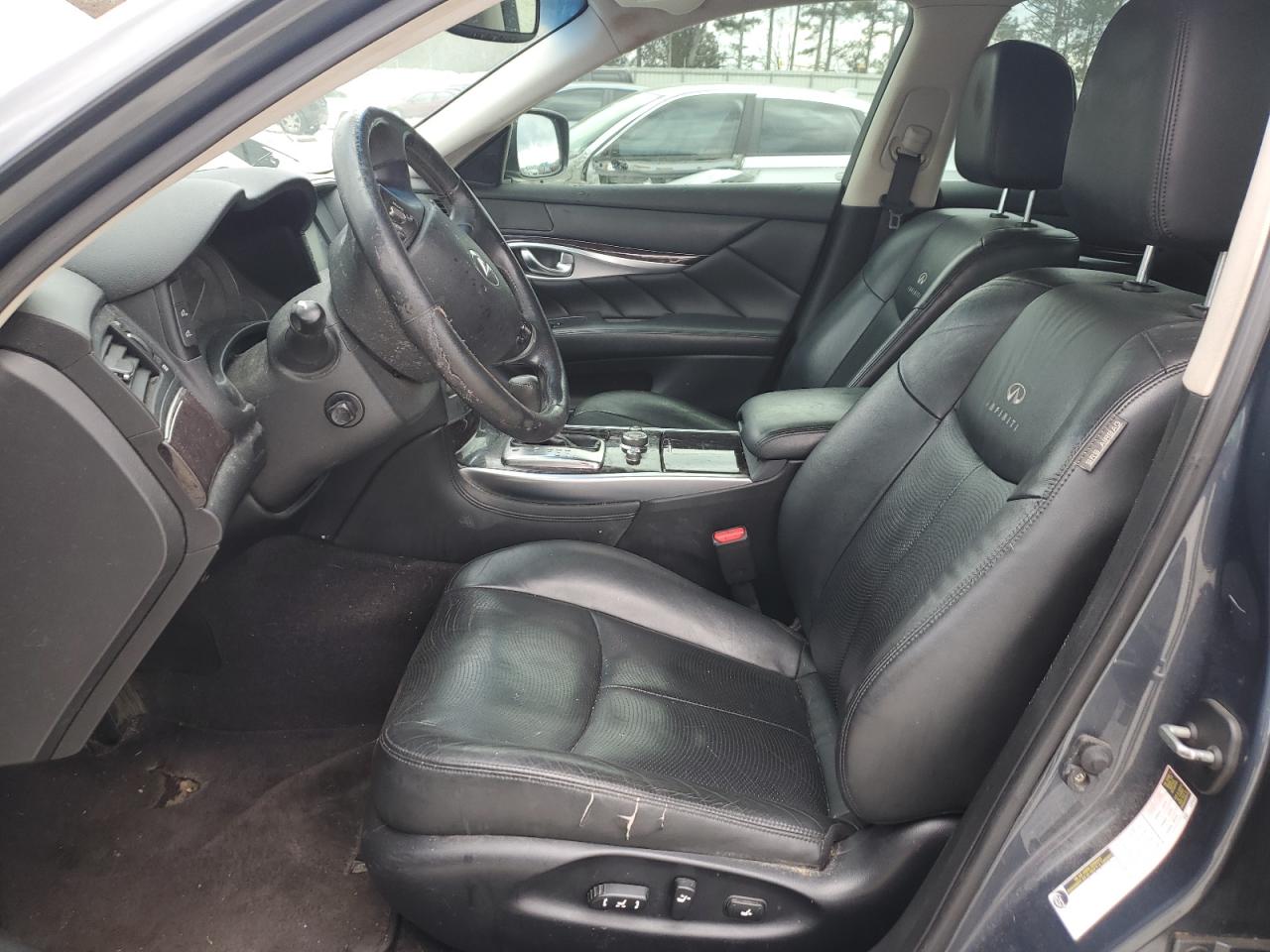 2012 Infiniti M - Image 7