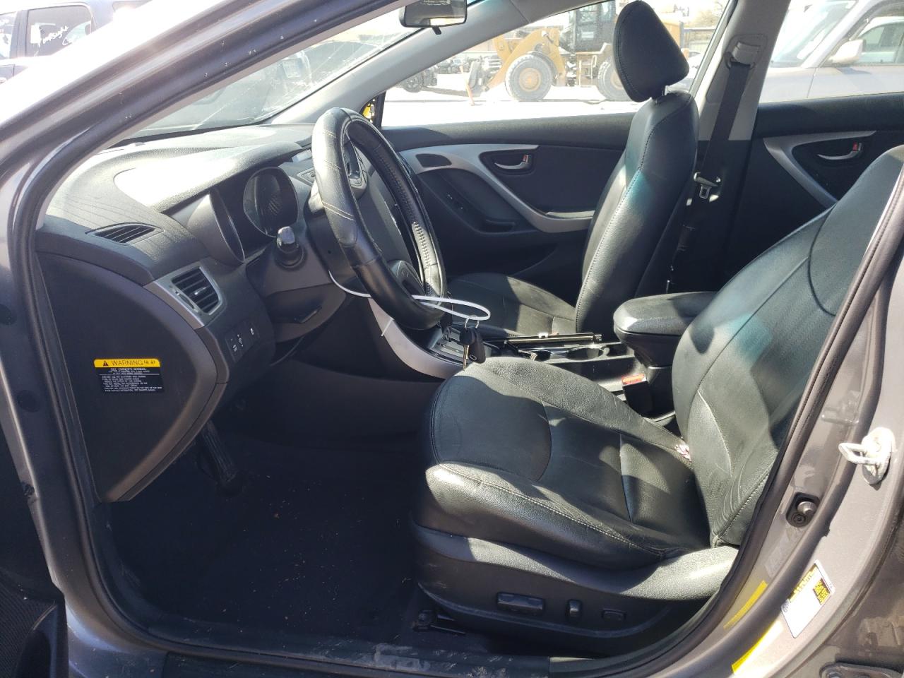 2013 Hyundai Elantra - Image 7