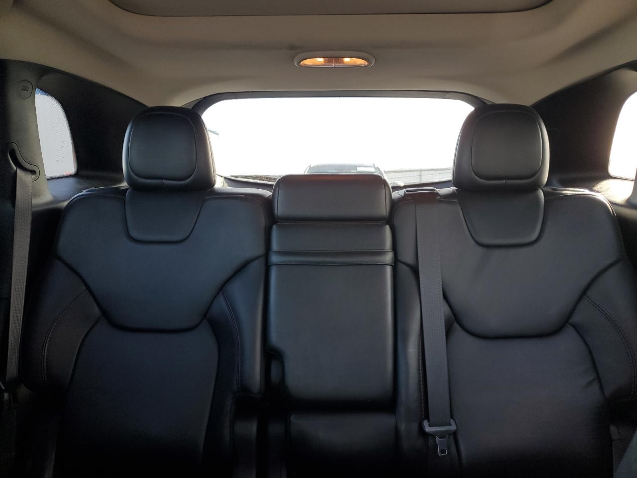 2016 Jeep Cherokee - Image 10