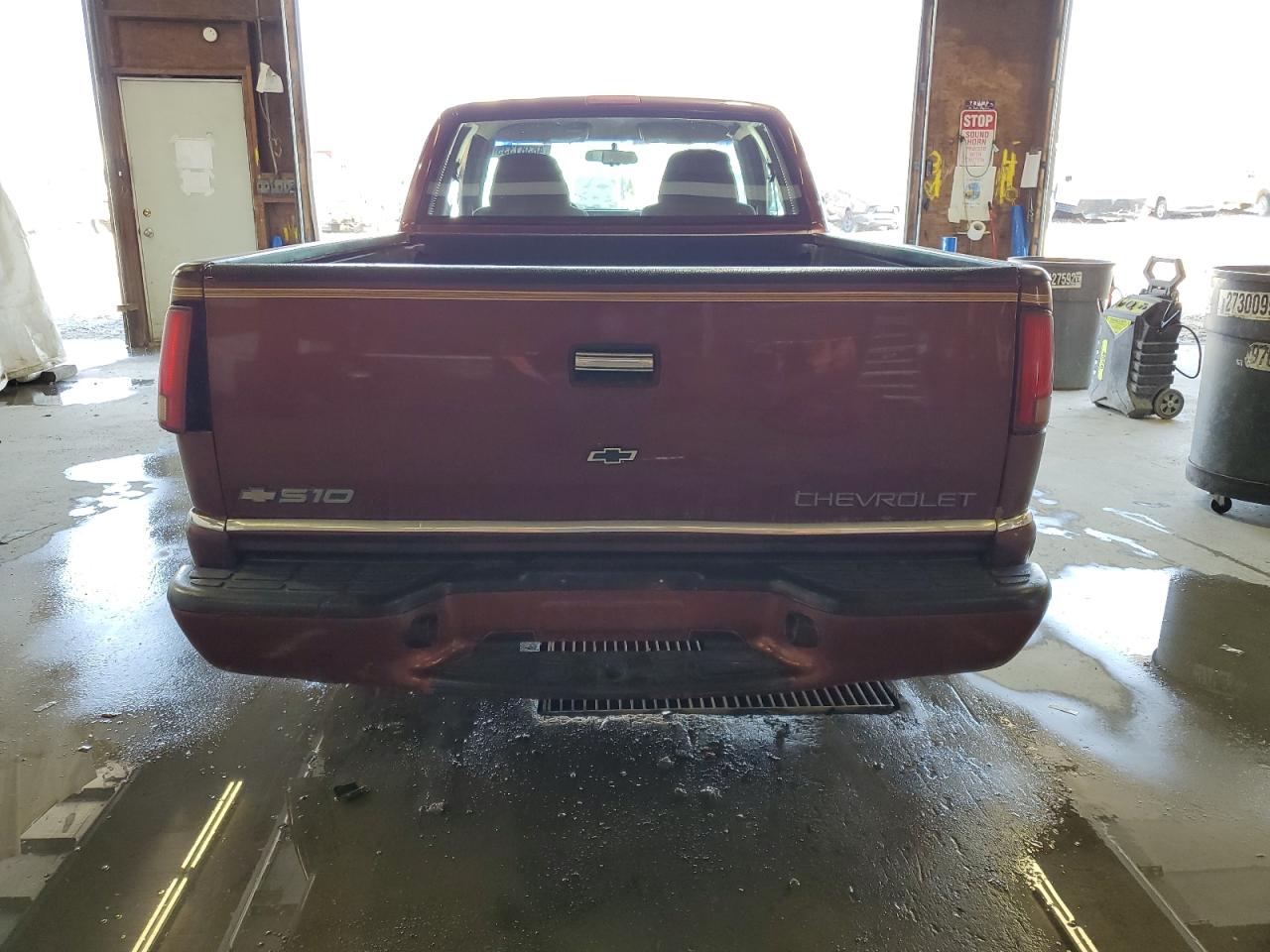 1998 Chevrolet S-10 Pickup - Image 6