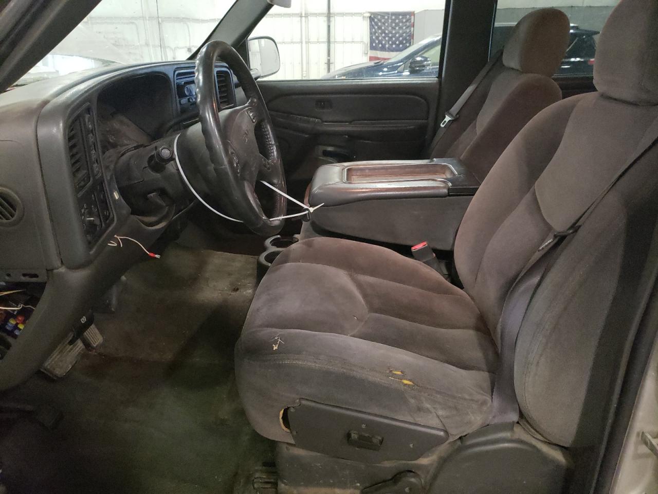 2005 GMC Envoy - Image 7