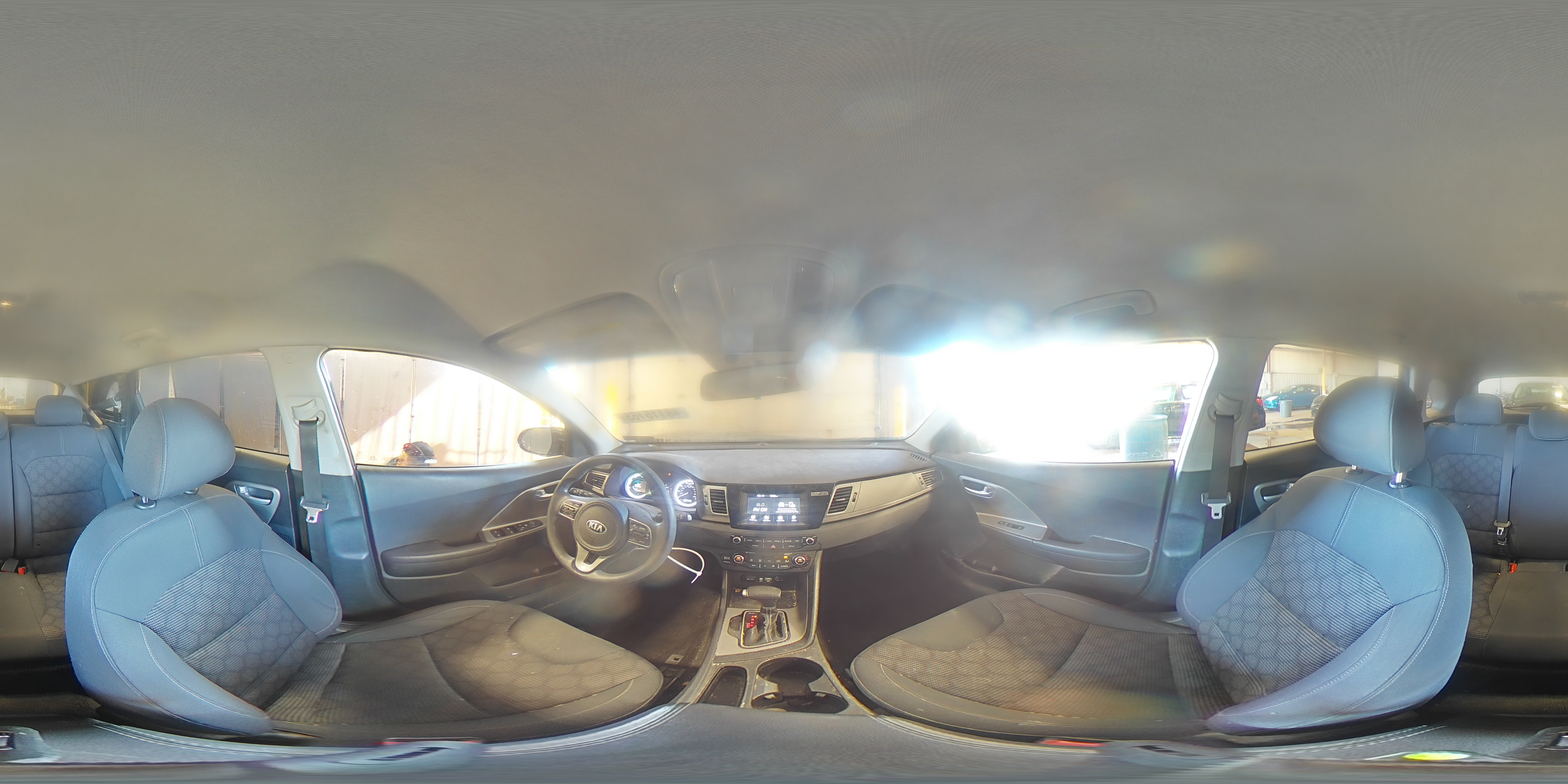 2018 Kia Niro - Image 15