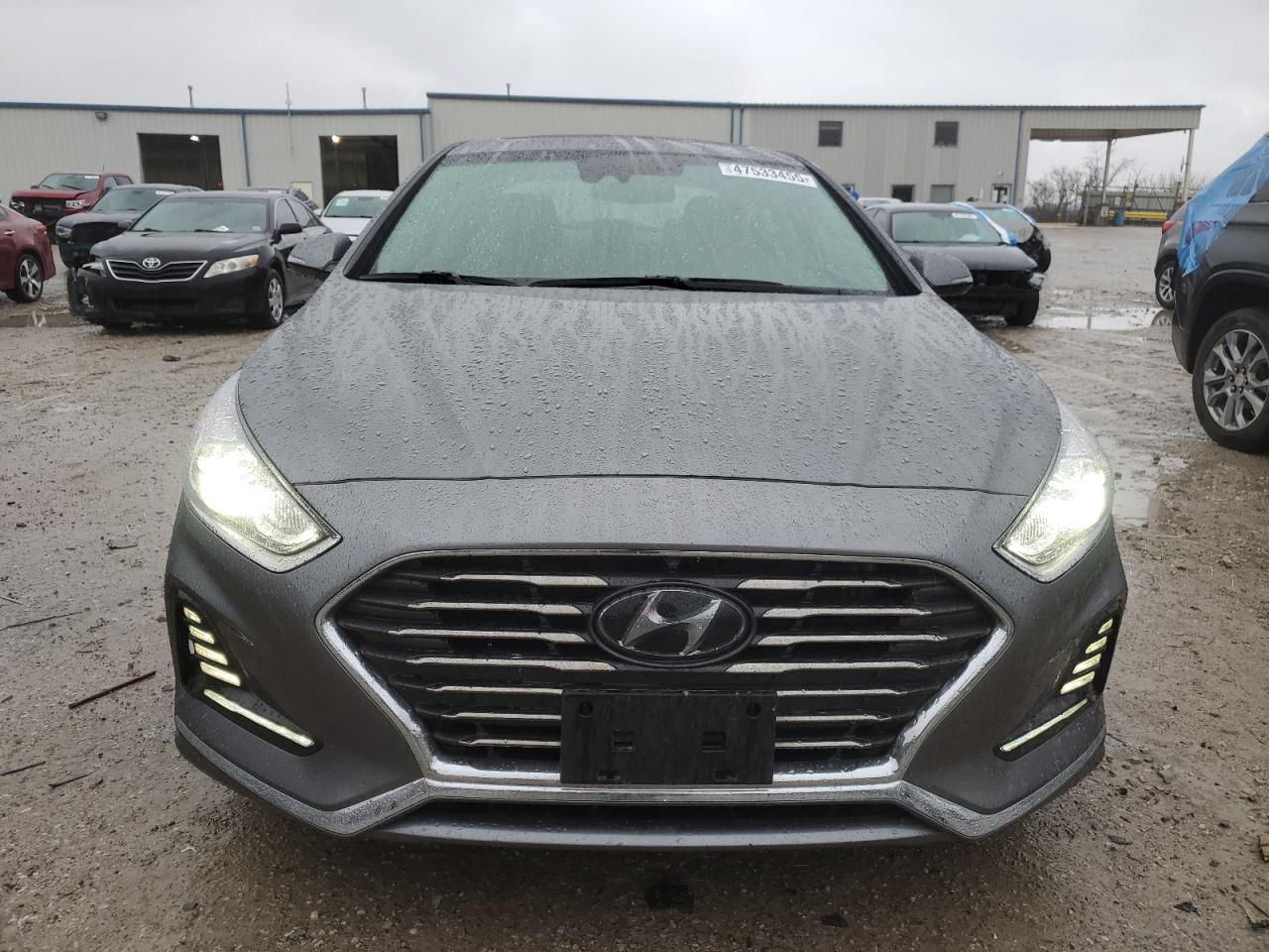 2018 Hyundai Sonata - Image 5