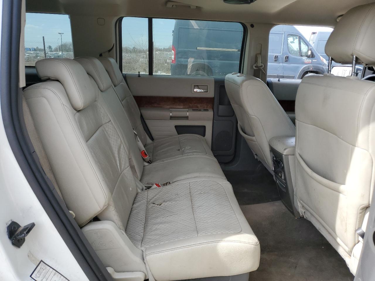 2011 Ford Flex - Image 11