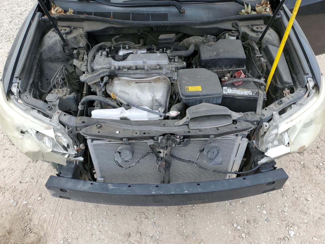 2012 Toyota Camry - Image 11