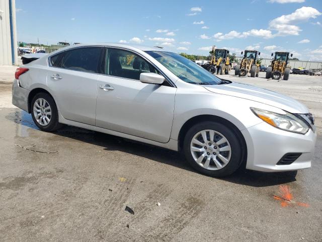 Sedans NISSAN ALTIMA 2016 Silver