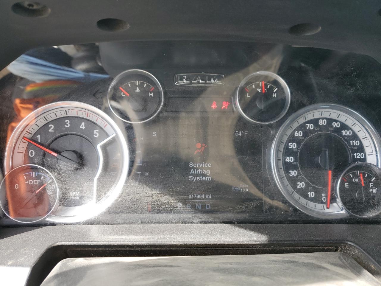 2015 RAM 3500 - Image 9