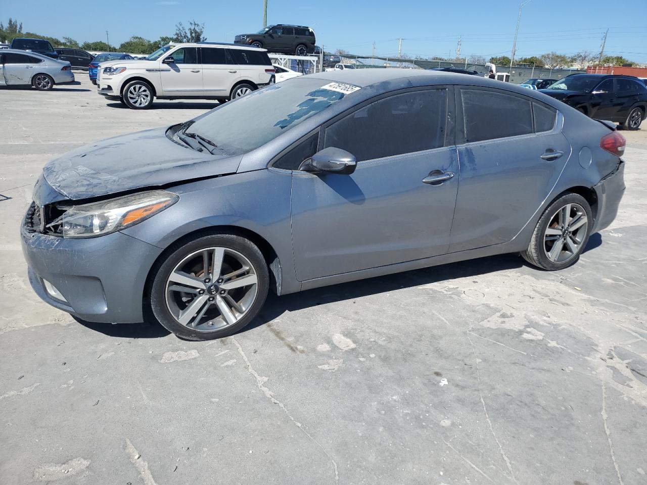 2017 Kia Forte - Image 1