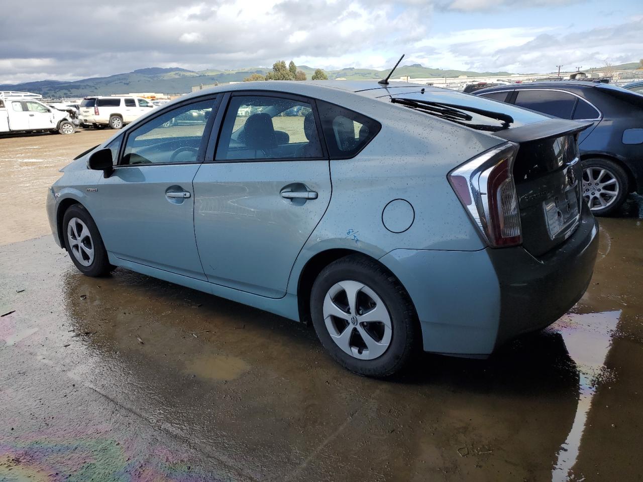 2013 Toyota Prius - Image 2