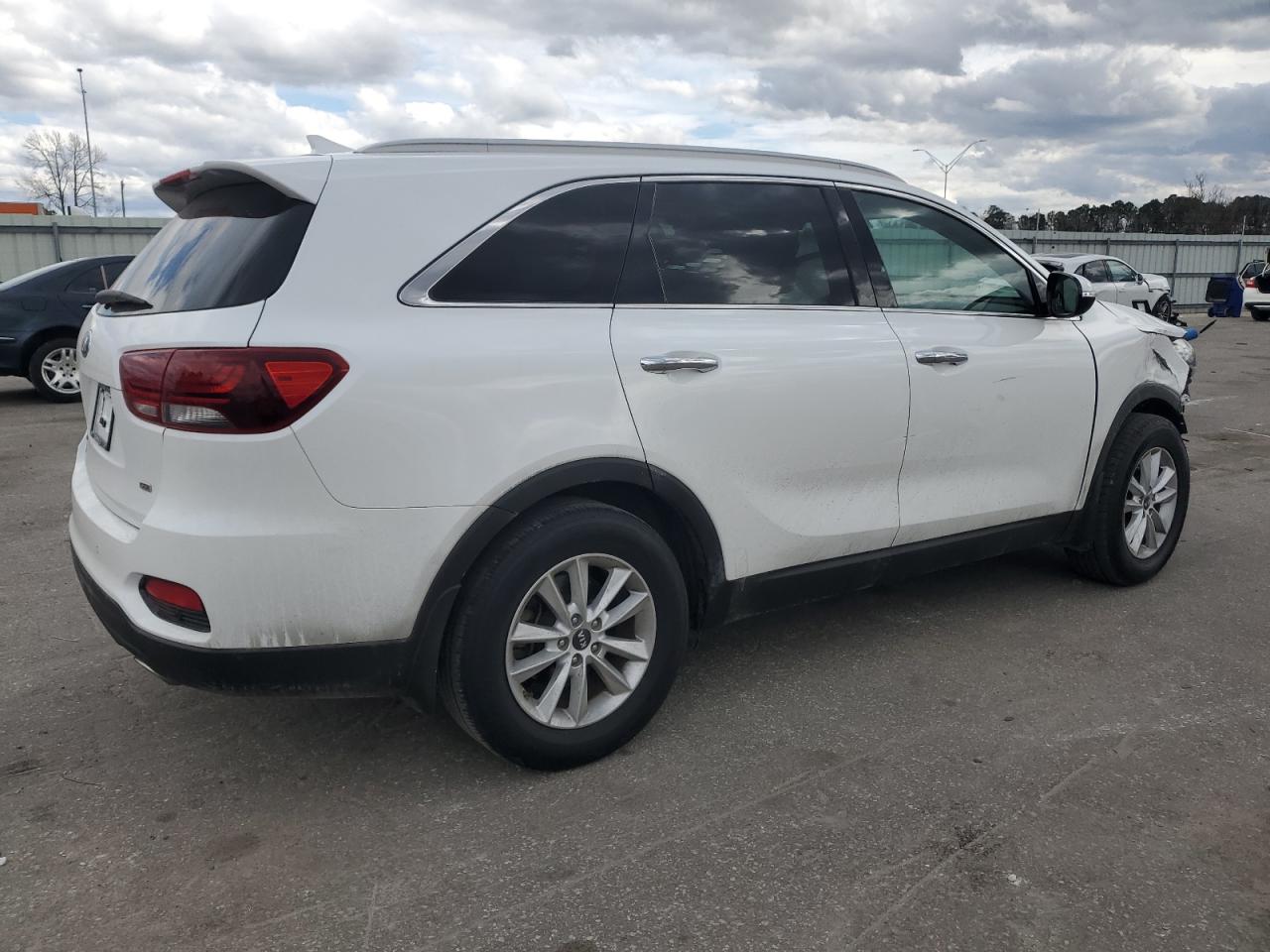 2019 Kia Sorento - Image 3