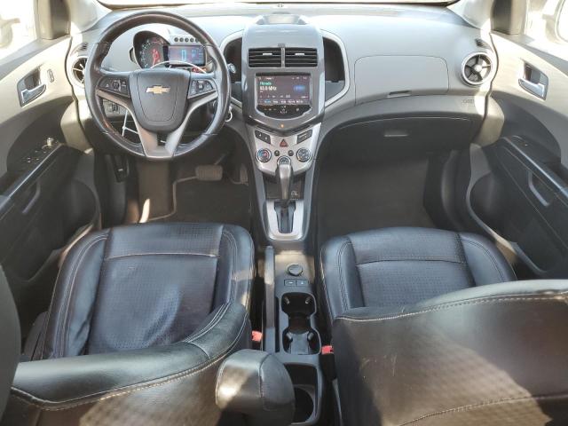  CHEVROLET SONIC 2016 Серебристый