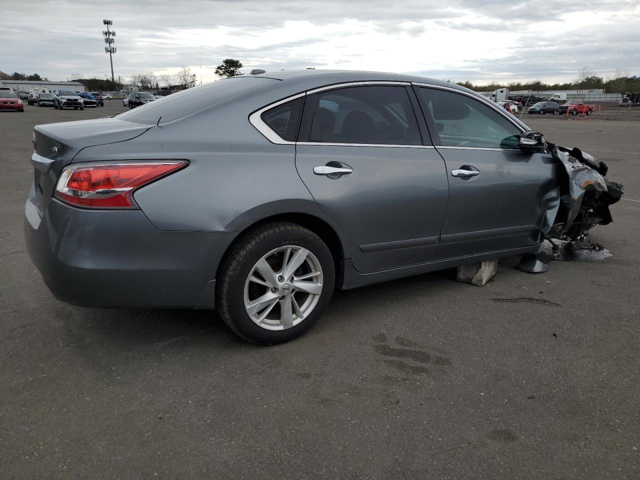 2015 Nissan Altima - Image 3