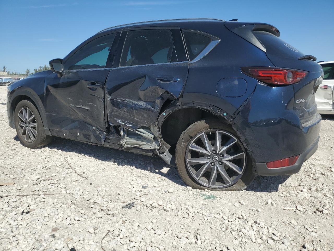 2018 Mazda CX-5 - Image 2