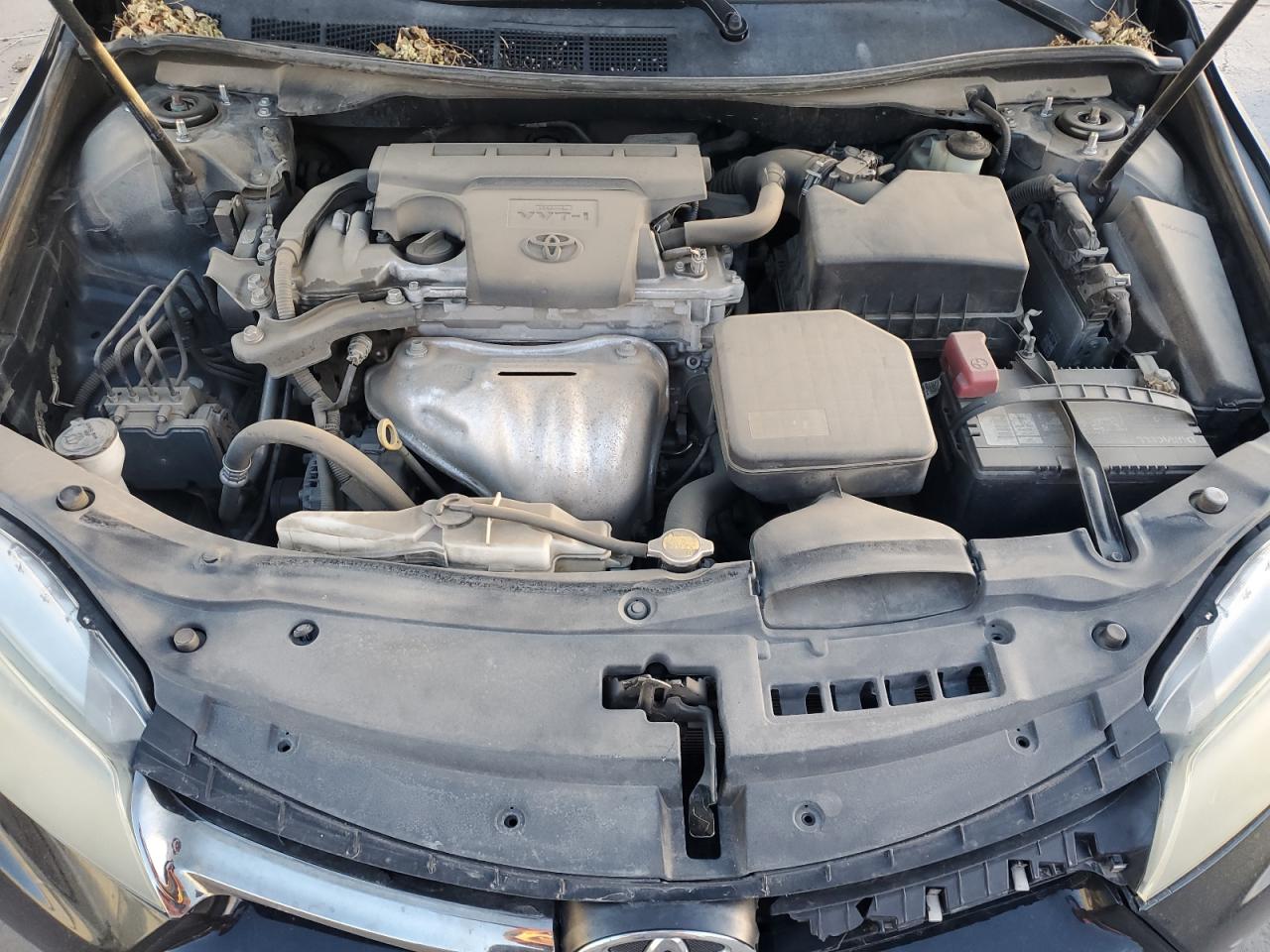 2015 Toyota Camry - Image 11