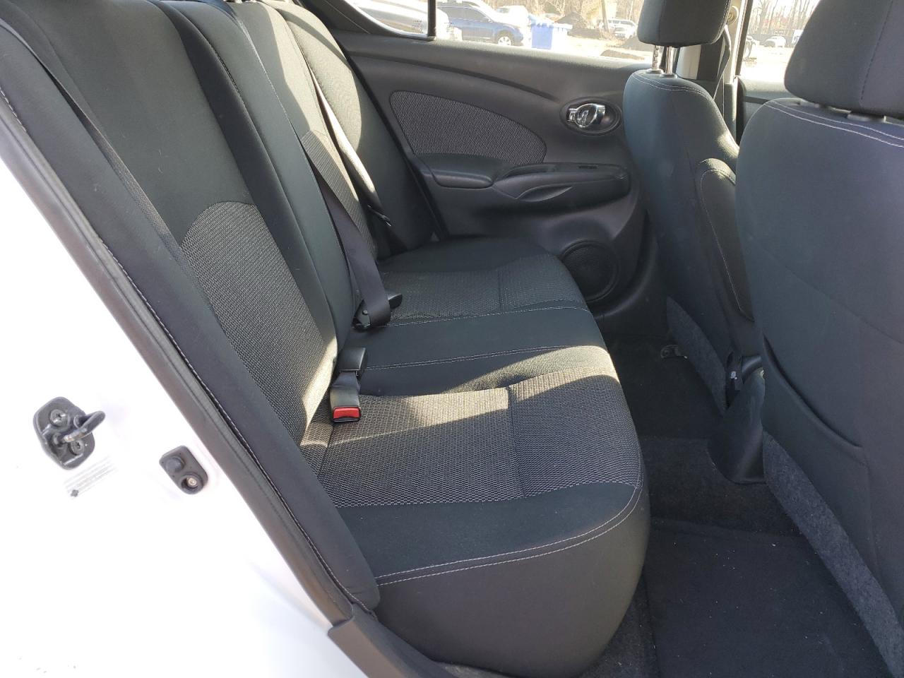 2014 Nissan Versa - Image 10