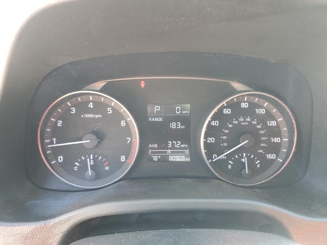 2017 Hyundai Elantra - Image 9