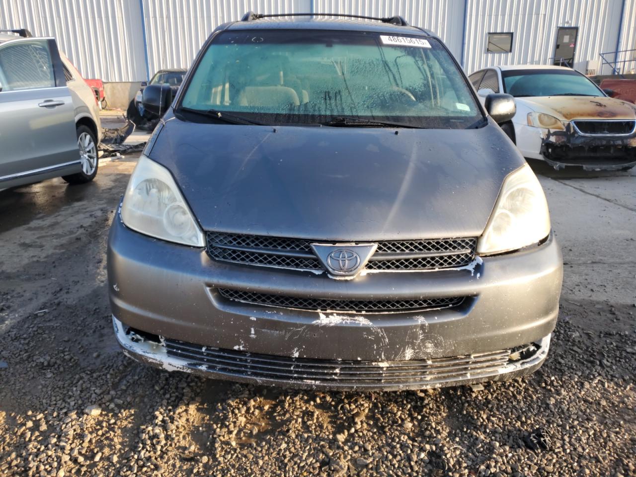 2005 Toyota Sienna - Image 5