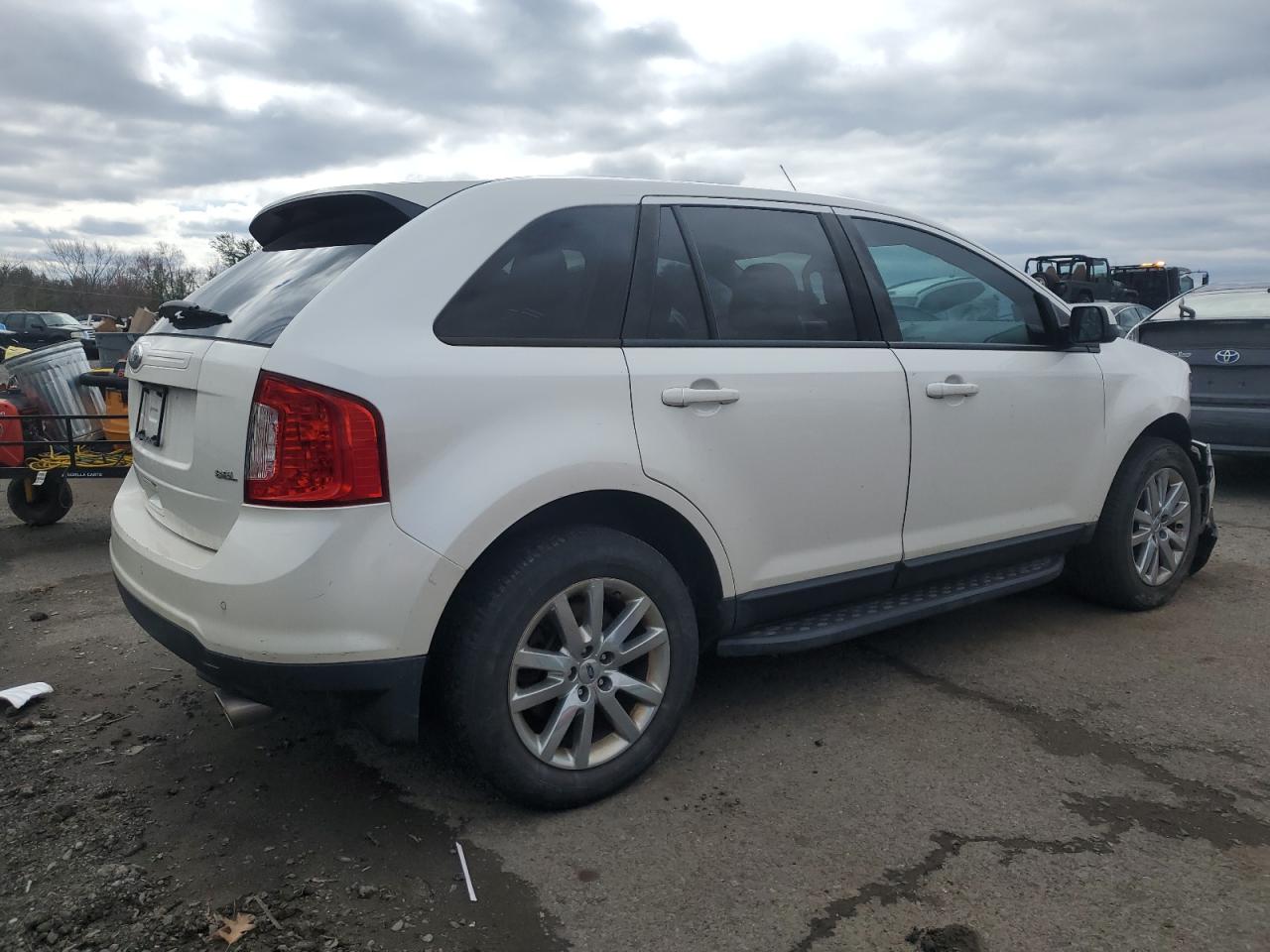 2013 Ford Edge - Image 3