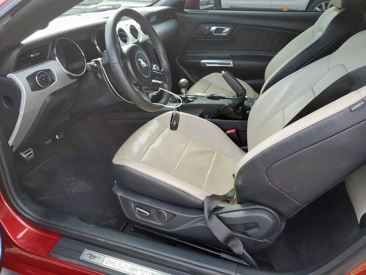2015 Ford Mustang - Image 7
