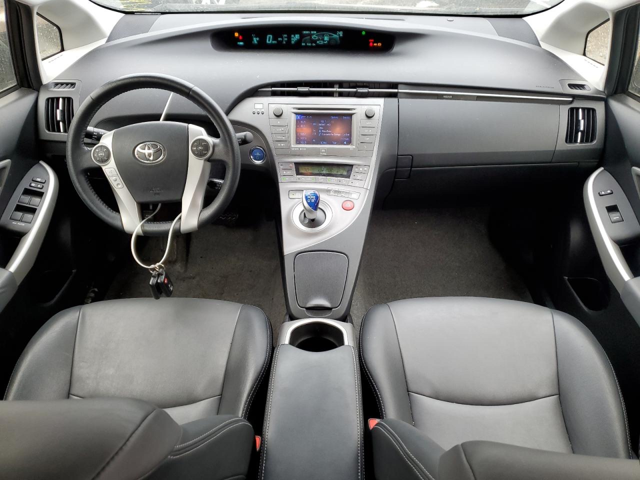 2014 Toyota Prius - Image 8