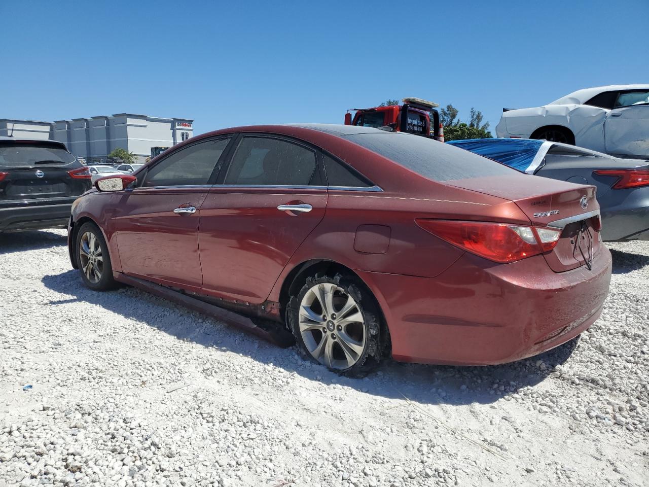 2013 Hyundai Sonata - Image 2