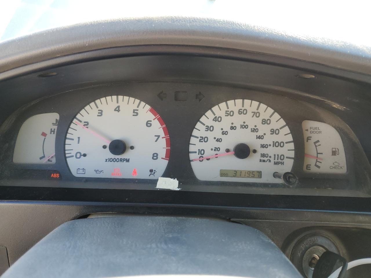 2003 Toyota Tacoma - Image 9