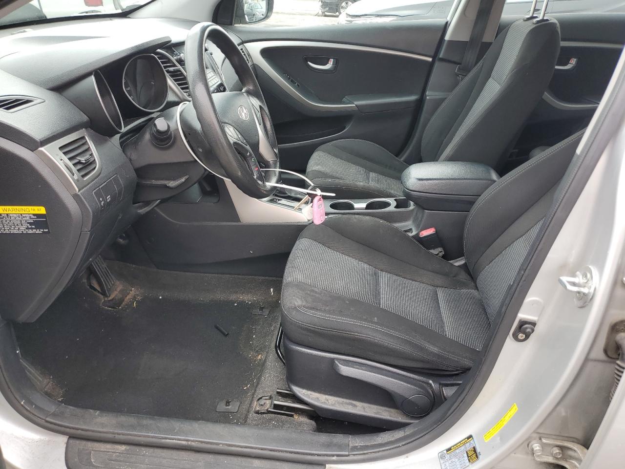 2013 Hyundai Elantra - Image 7
