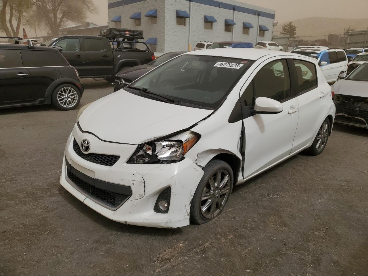 2014 Toyota Yaris продається в Albuquerque, NM - Front End