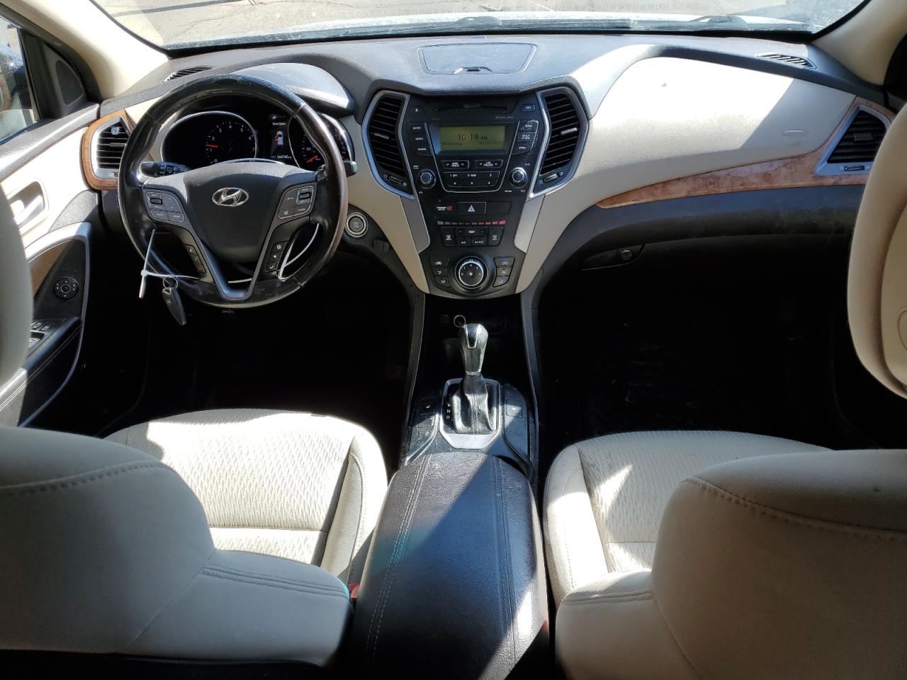 2013 Hyundai Santa Fe - Image 8