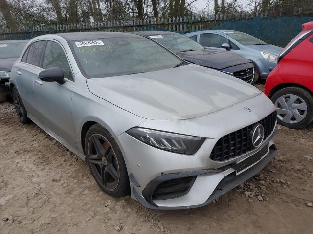 2023 MERCEDES BENZ A 180 AMG