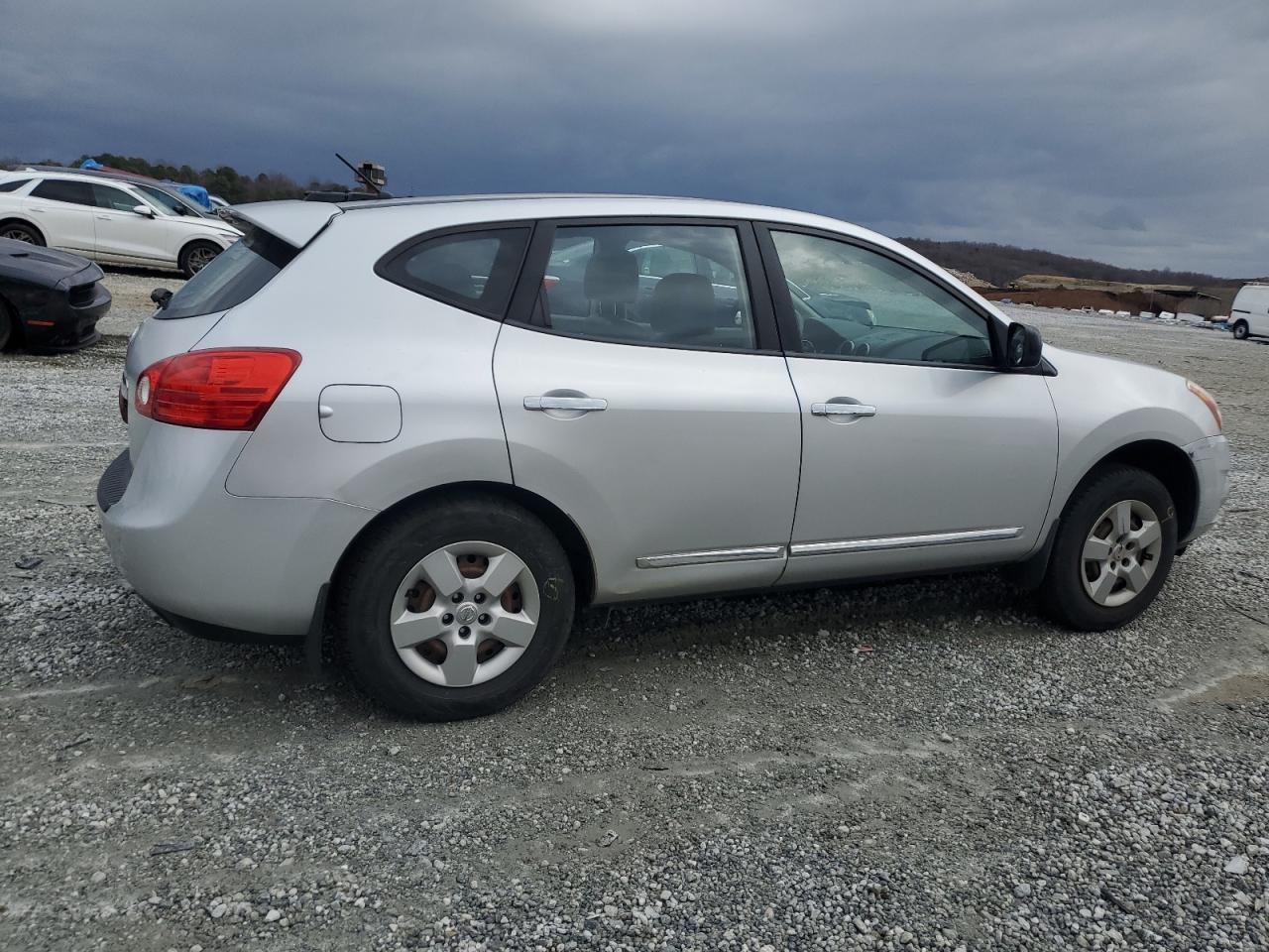2011 Nissan Rogue - Image 3