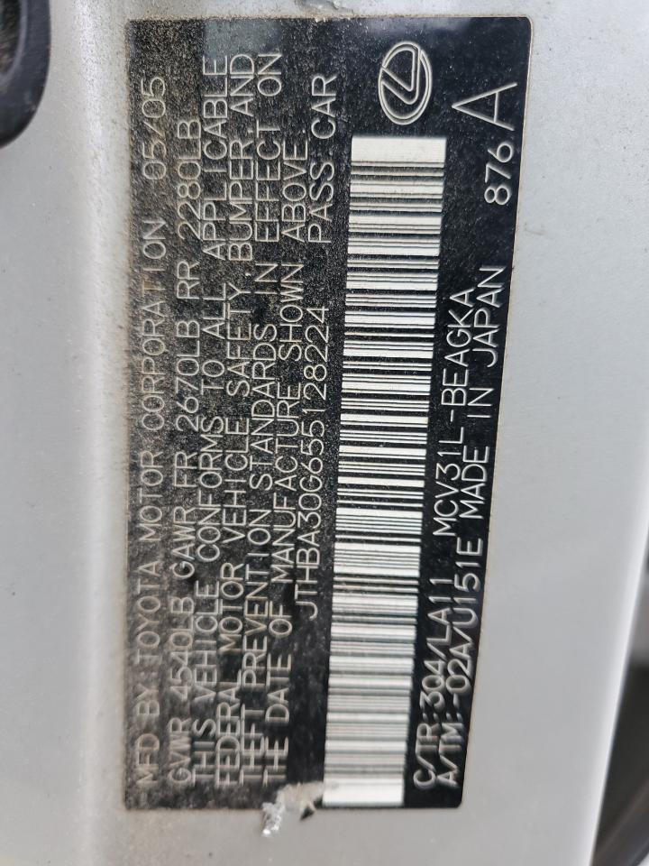2005 Lexus ES - Image 14