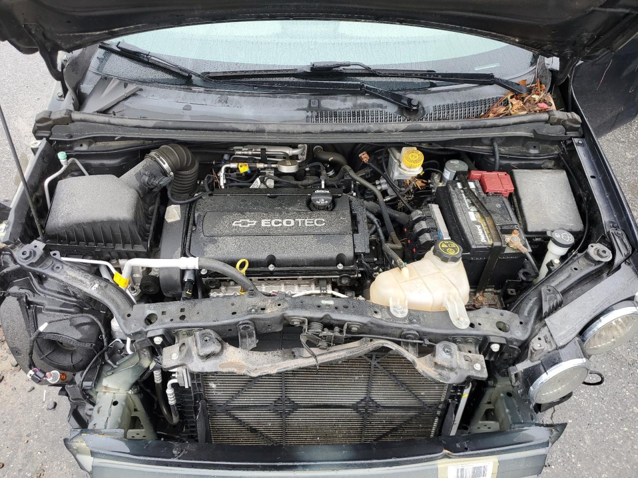 2015 Chevrolet Sonic - Image 12