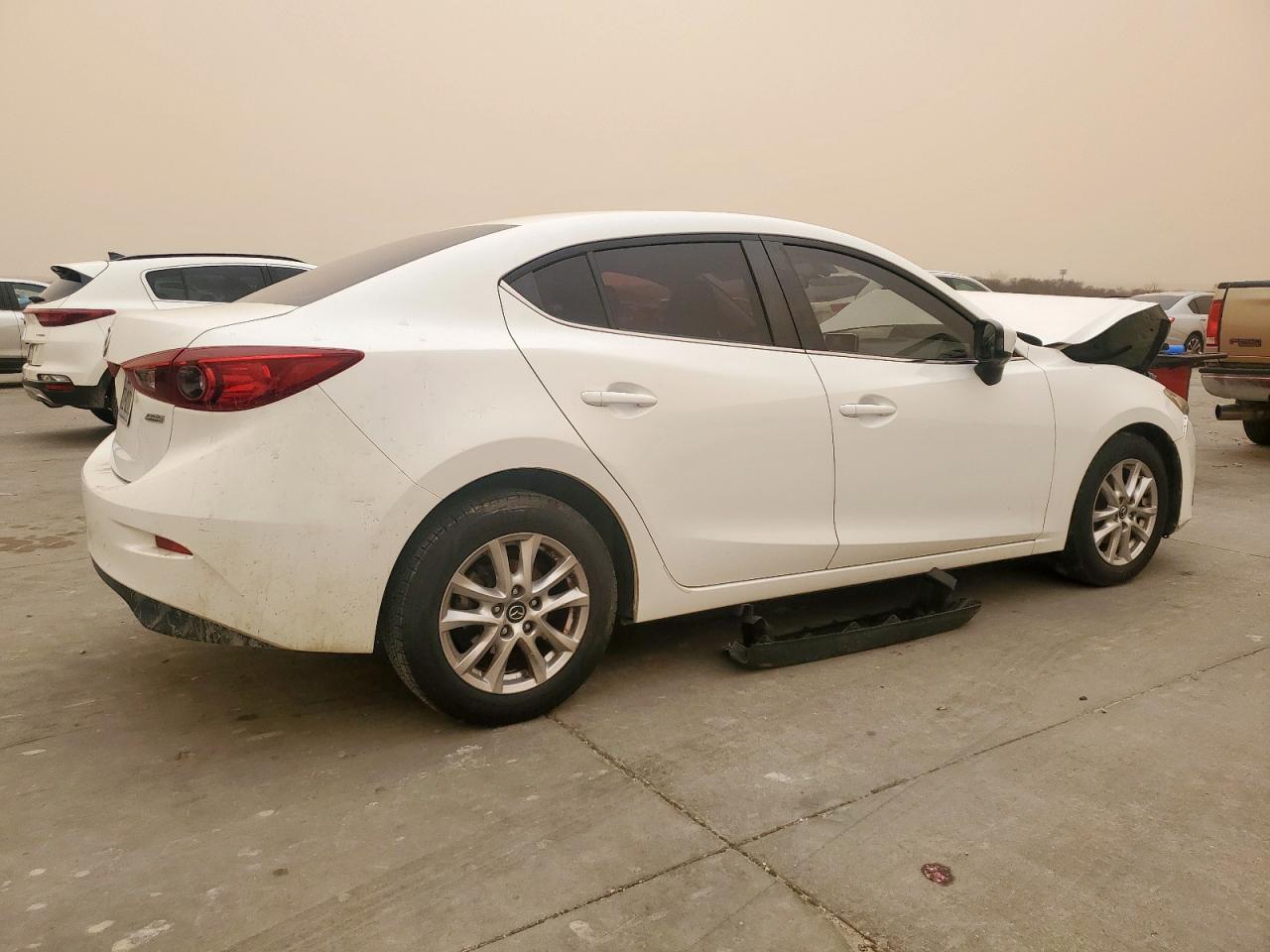 2016 Mazda 3 - Image 3