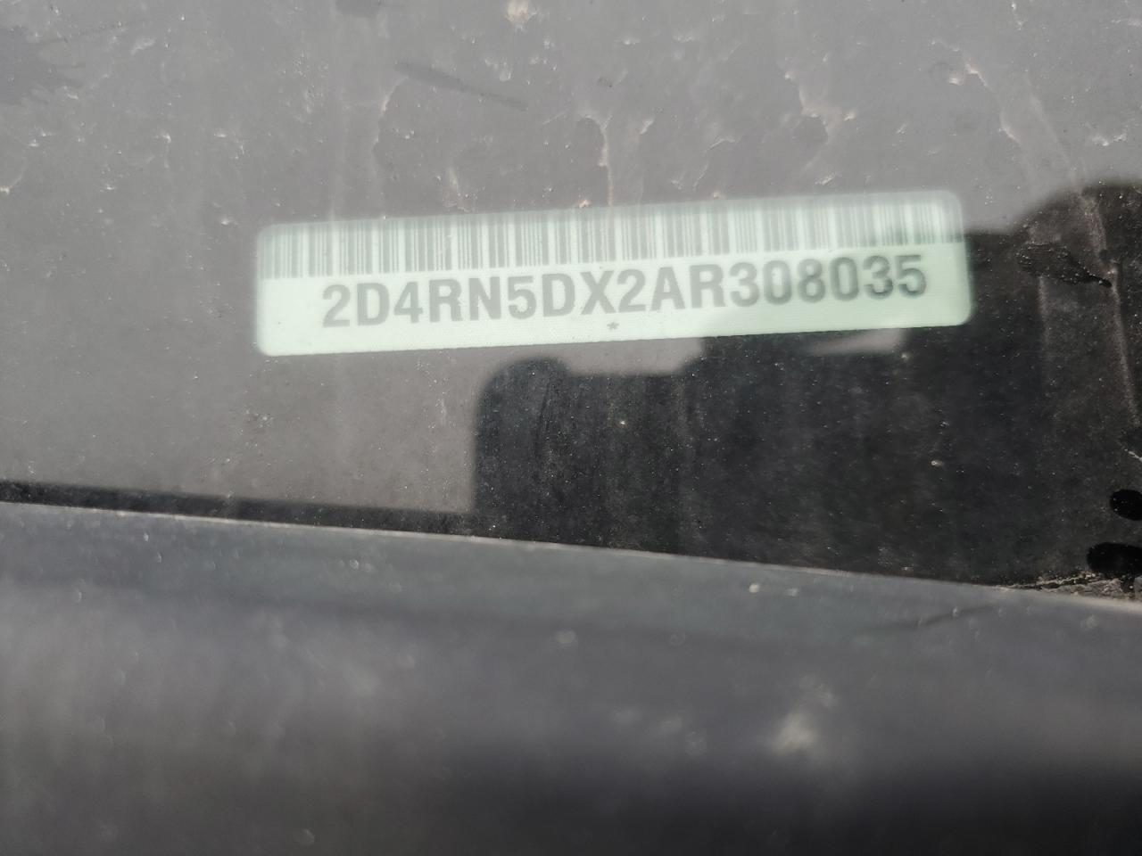 2010 Dodge Caravan - Image 13