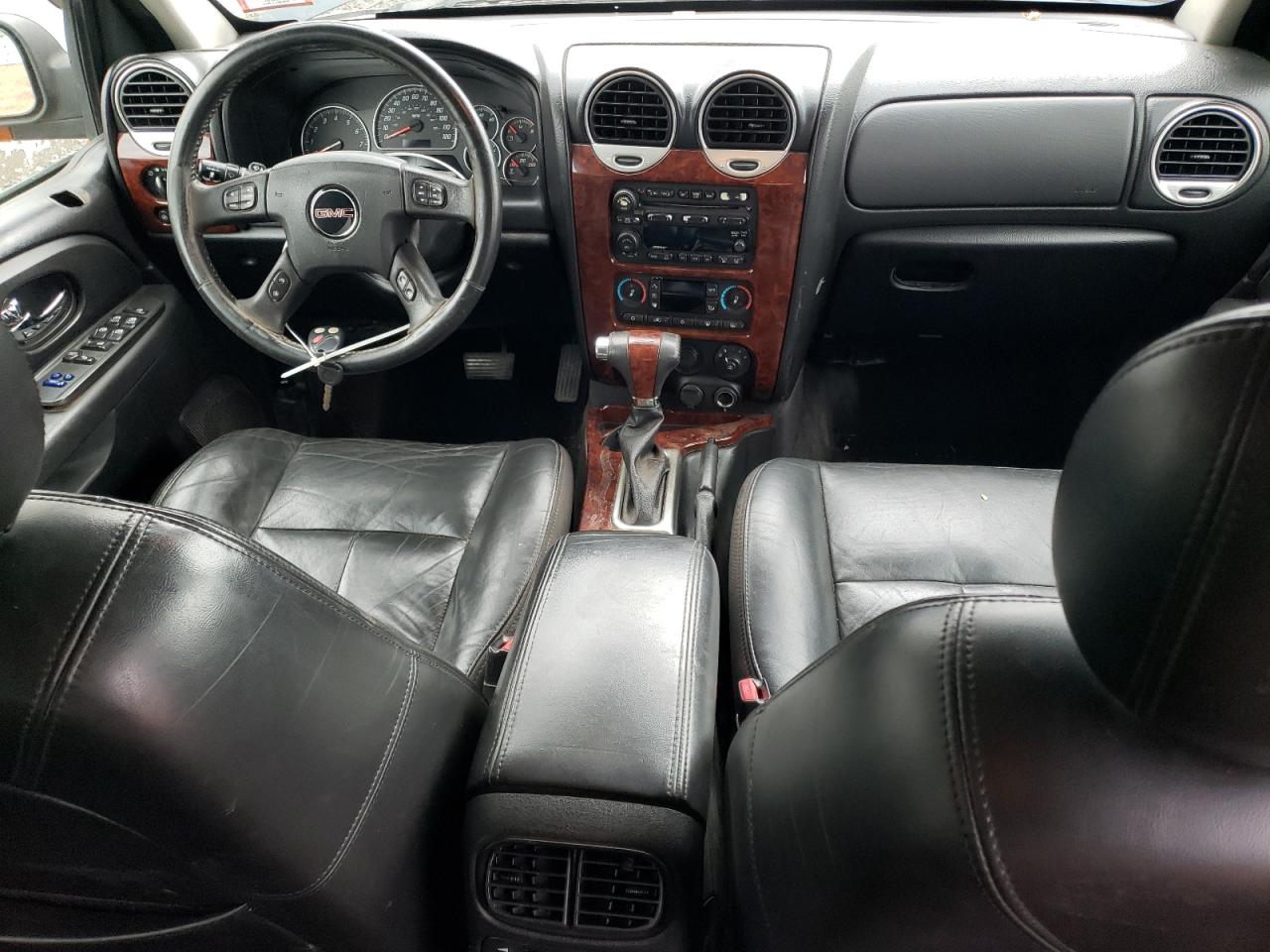 2005 GMC Envoy - Image 8