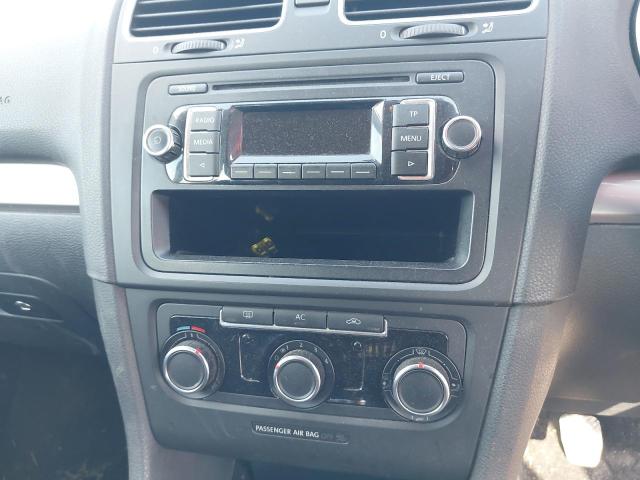 2011 VOLKSWAGEN GOLF S BLU