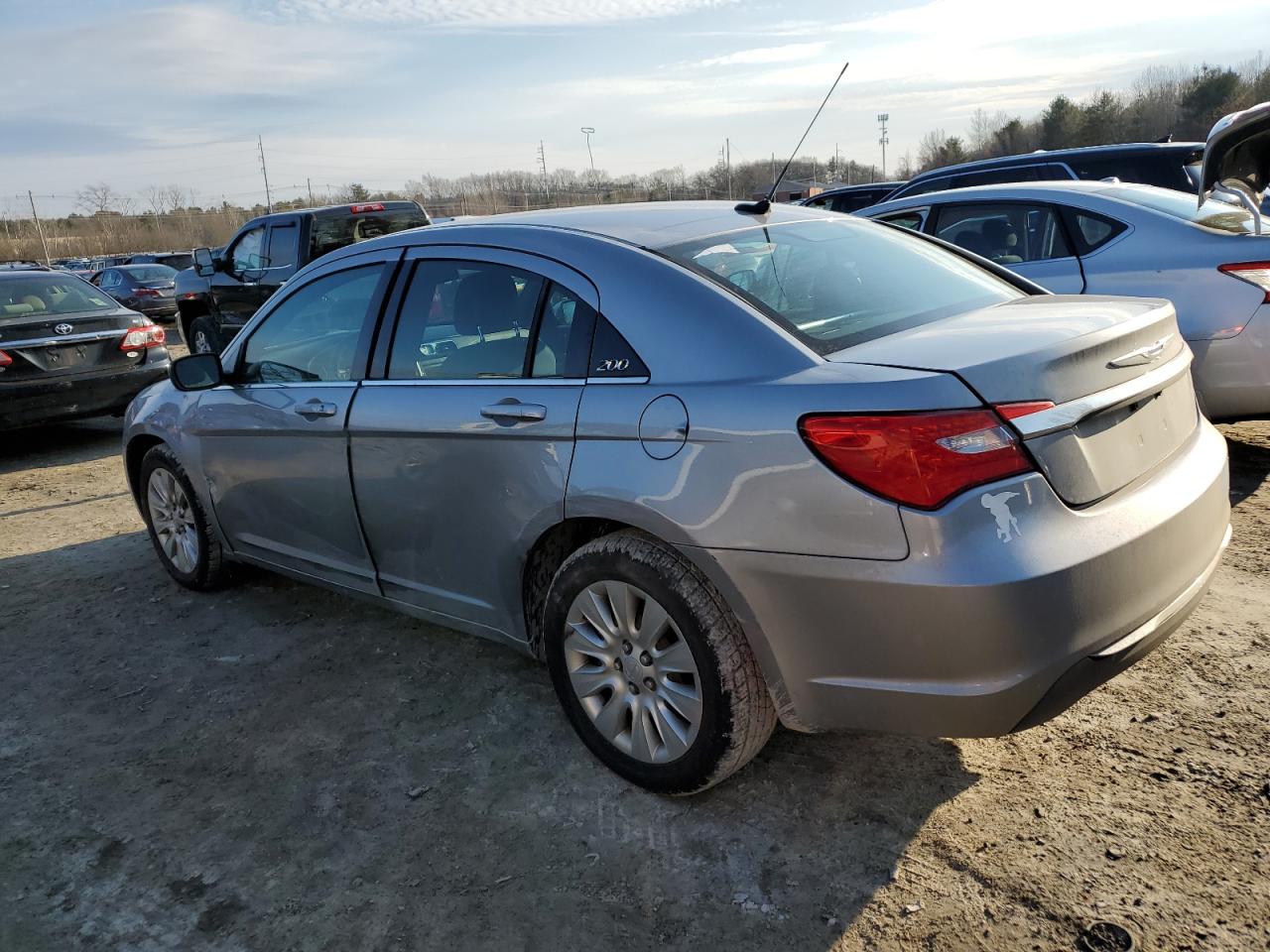 2014 Chrysler 200 - Image 2
