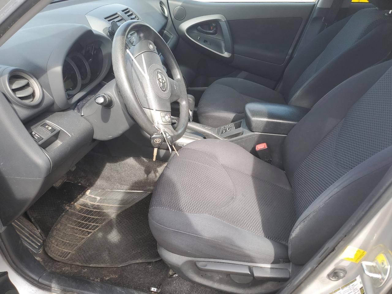 2012 Toyota RAV 4 - Image 7