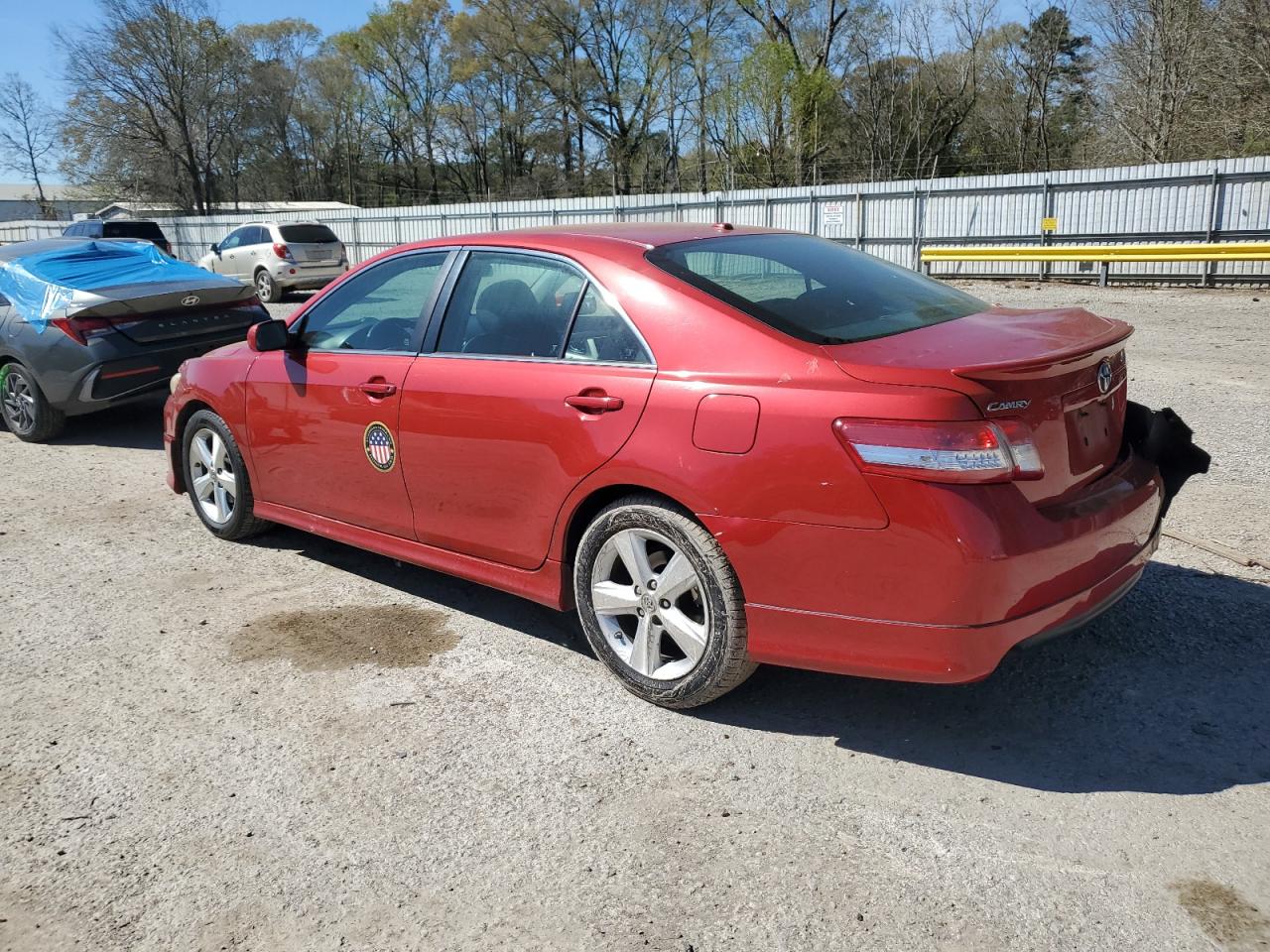 2011 Toyota Camry - Image 2