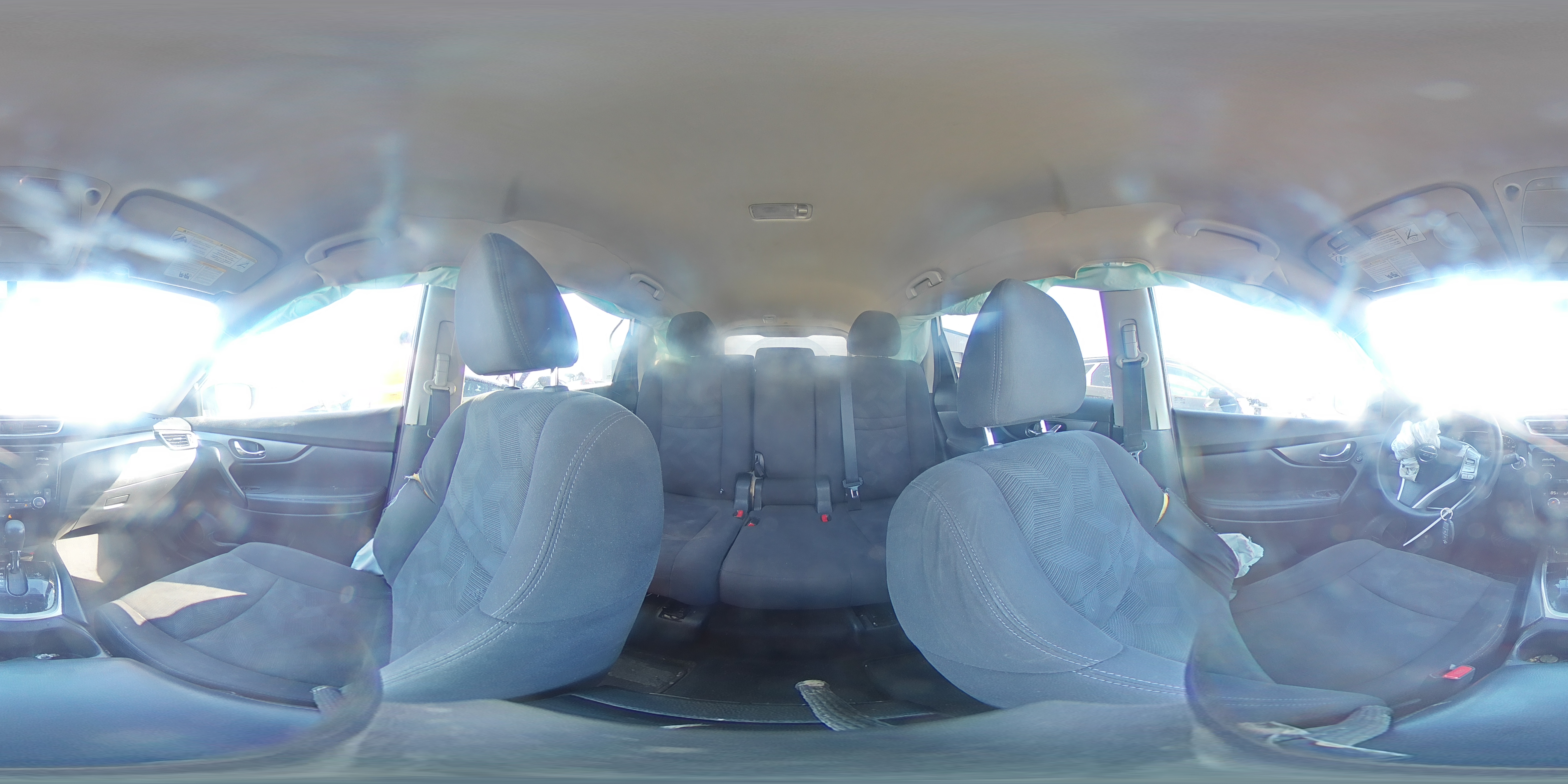 2016 Nissan Rogue - Image 14