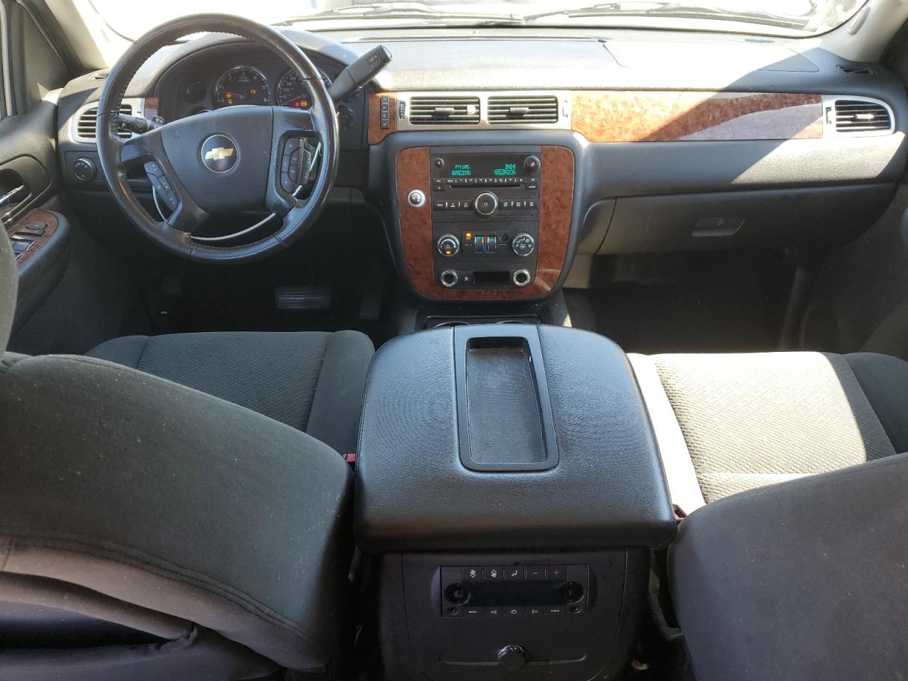 2007 Chevrolet Tahoe - Image 8
