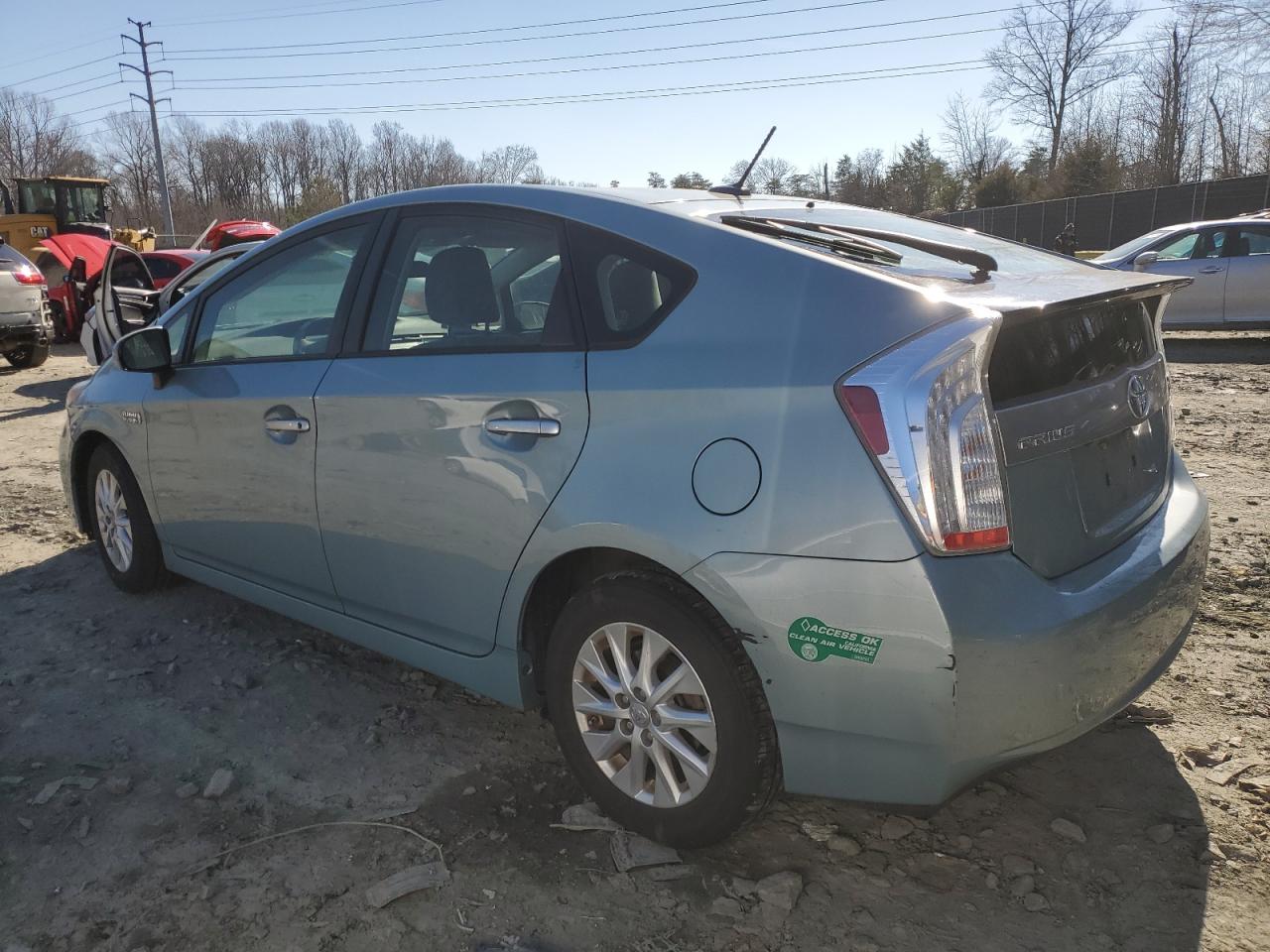 2013 Toyota Prius - Image 2