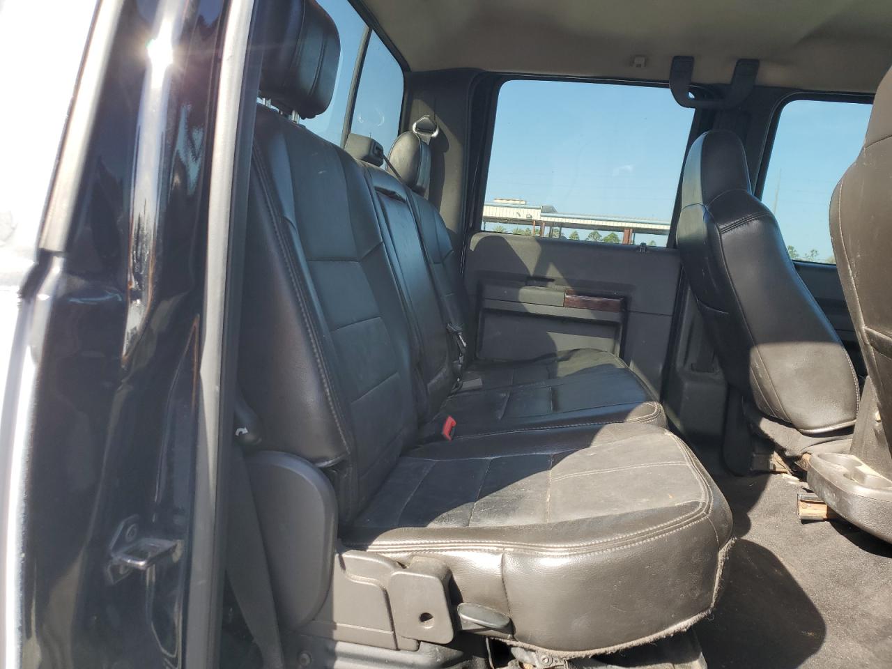 2009 Ford F250 - Image 10