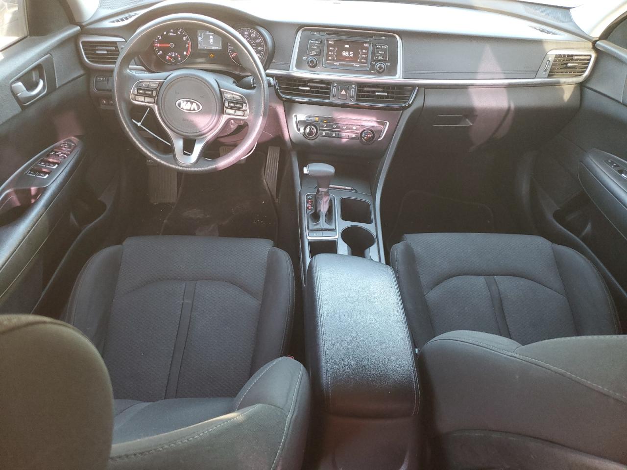2017 Kia Optima - Image 8
